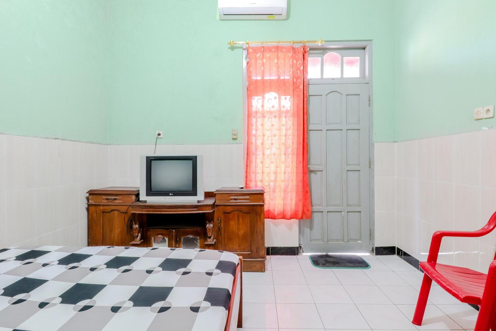 Losmen Panorama Bantul Exterior photo